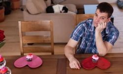 أنا أعزب، فماذا أفعل في يوم عيد الحب؟